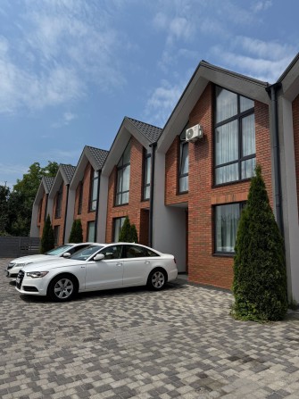 Продам Таун в Стилі Сканді. Якісне Будівництво. Мінімальне Оформлення. - фото 1