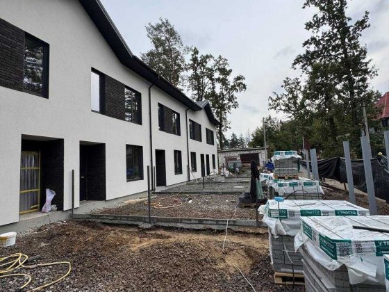 Свіжі таунхауси з окремим двором в районі СС по ціні квартири! Ірпінь Ірпінь