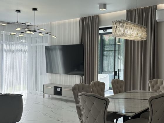 Елегантний і просторий БУДИНОК! Газ, резервне живлення. Ірпінь Ирпень