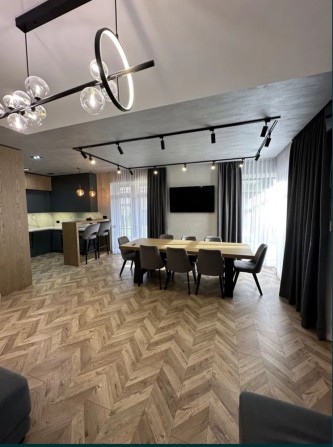 Стильний будинок з ремонтом! Закрите котеджне містечко, без комісіі ! - фото 1