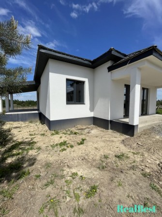 Продаж / Будинок / вул. Київська, Зоопарк, Рівне - фото 1