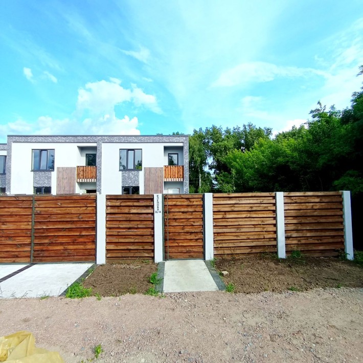 Будинк таунхаус 107м2+16 тераса, учас 3.8сот по ціні квартири - фото 1