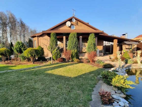 Продам Отдельно стоящий Дом, Мебель, Техника, Гараж, Пруд Суми