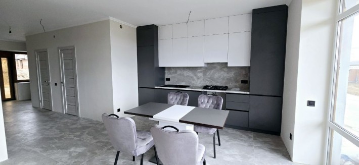 Таунхаус з ремонтом, можливий продаж під ЄОселя - фото 1