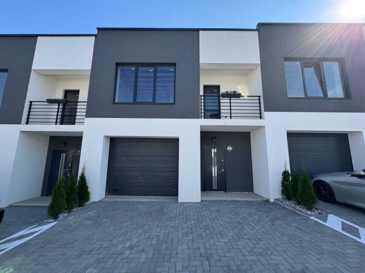 Продаж Трикімнатного котеджу в Червоних Горах - фото 1