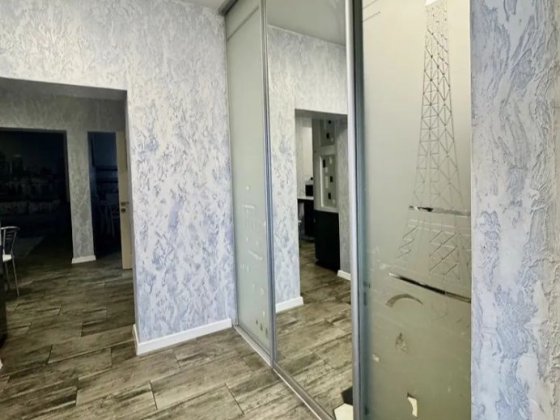 Продається 2-х поверховий будинок з євроремонтом Чернівці