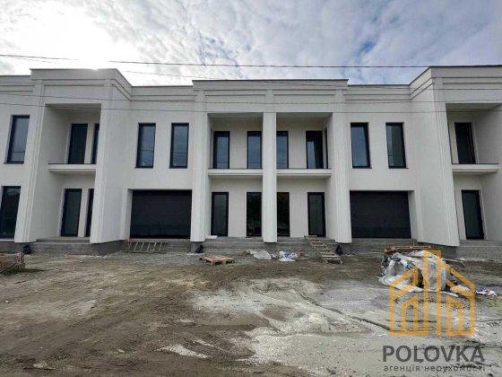 Продаж 2-поверхового таунхаусу, Компотний Ужгород