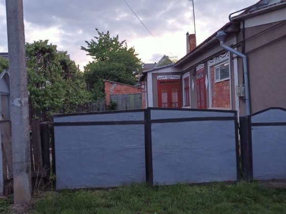 Продається частина будинка р-н вул  Заставнянської Чернівці