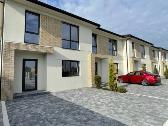 Таунхаус у зручній та тихій локаціі поруч з містом Ужгород