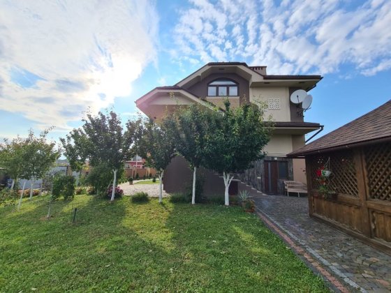 Продаж просторого будинку Ужгород