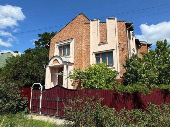 Будинок біля річки | 290 м² | 10 соток | 15 хв від міста | КОД 43942 Полтава