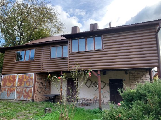 Продається біля Соборної площі будинок з приватизованою ділянкою 6 сот Чернівці