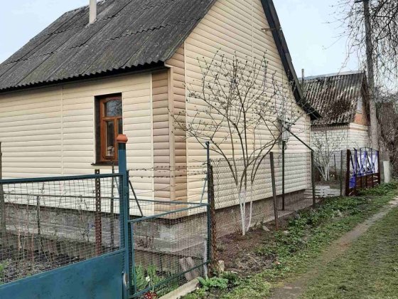 Продам житловий будинок Киїнка,садове тов.Капрон Чернігів