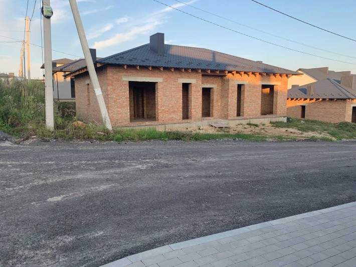 Американка з сучасним плануванням на етапі будівництва Масив макарова. - фото 1