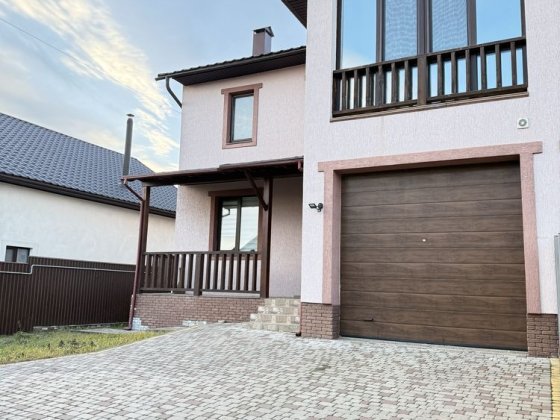 Продаж дуплекса з ремонтом та меблями на закритій території Чернівці