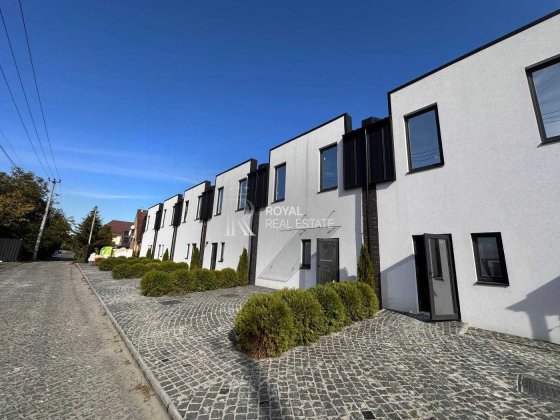 Продаж Таунхаус 3-к 110 м.кв Дарницький район Свердловина Септик Киев