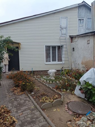 Продається частина будинку в районі 5 кутів з ремонтом та меблями - фото 1