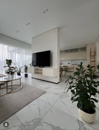 Продам власний сучасний котедж, реальному покупцю торг присутній - фото 1