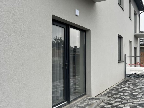 Продаж котеджу на Спідвейній. Поруч Щасливого. Ровно