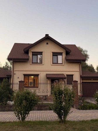 Київ Садова Осокорки р-н Шлюз №2 єроремонт будинок без комісії - фото 1