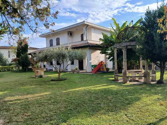 Вілла біля Падуї — італійська елегантність, простір і гармонія природи Киев