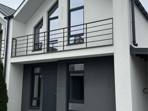Продаж будинку з РЕМОНТОМ 7хв від Троєщини Київ