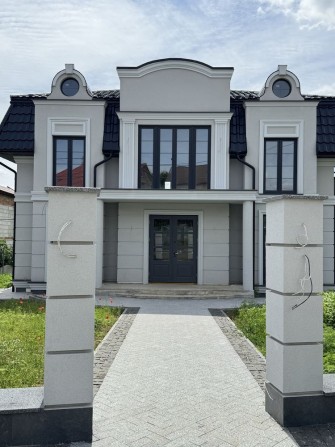 Продаж будинку Роша - фото 1