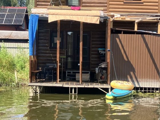 Причал #2 будинок на причалі. Черкаси