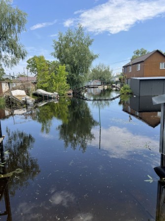 ПРОДАМ будиночок на ПРИЧАЛІ з гаражем і виходом до  Дніпра 15500$ - фото 1