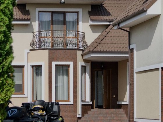 Продаж якісного будинку з великою територією!!! Ровно