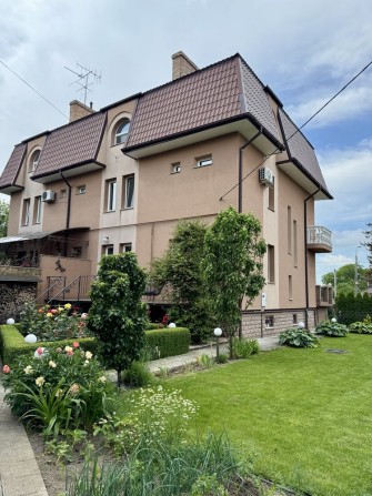 Маєток вашої мрії у центрі міста — гармонія затишку та комфорту - фото 1