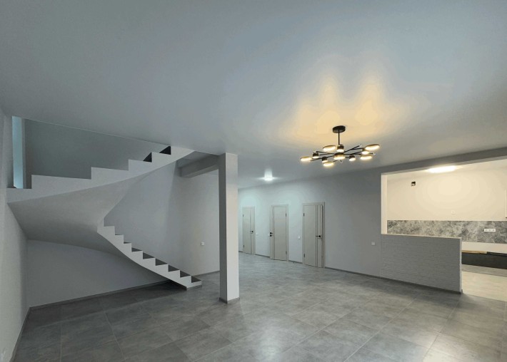 Продаж двоповерхового котеджу з ремонтом Щасливе - фото 1