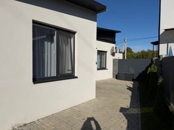 Продаж 2-ох котеджів як 1 обєкт готових до заселення Червениця БАМ Ужгород