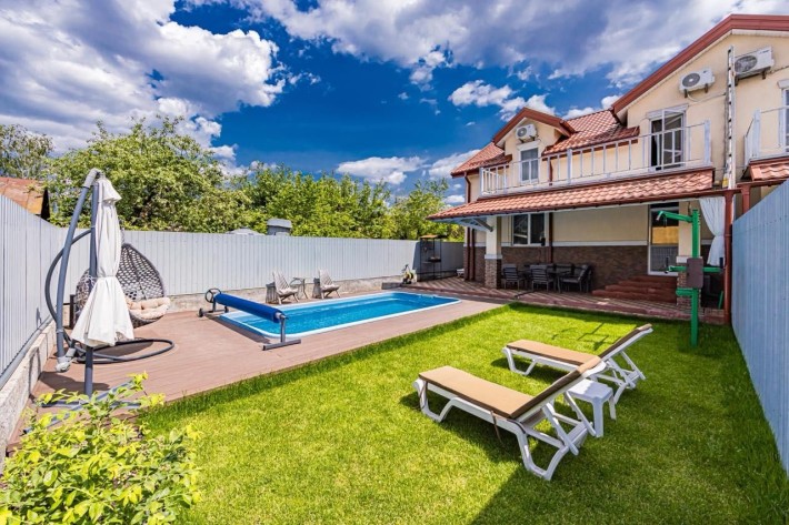 Продаж дуплекса 110м2 з басейном БЕЗ КОМІСІЇ 1 км від Лавіни Берковець - фото 1