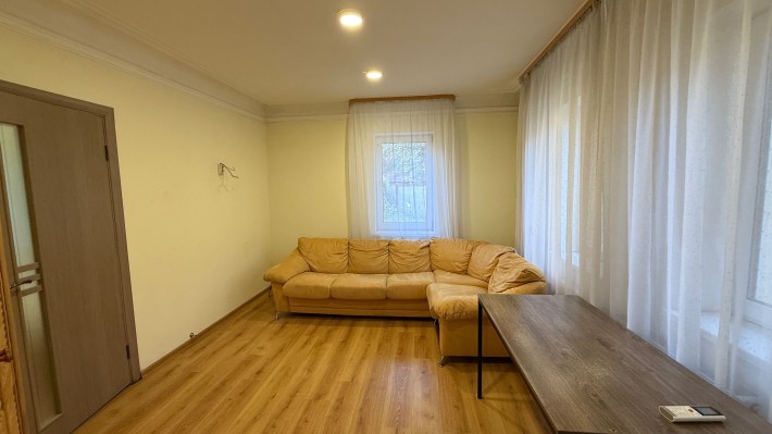 Продам будинок в Солом'янському районі ділянка 7 соток - фото 1