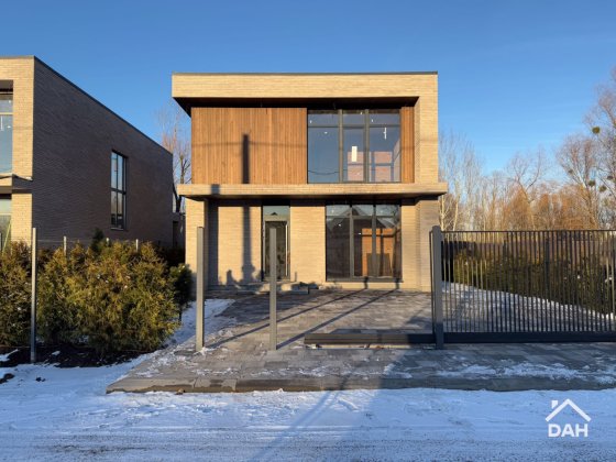 Сучасний будинок 180 м² у стилі high-tech, 6 соток в Києві, Жуляни Киев