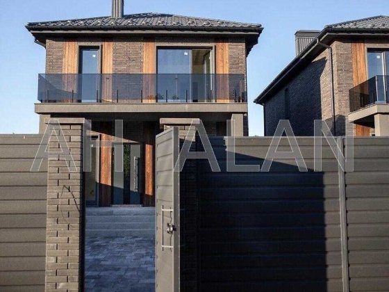 Продаж будинку 230 м2 в Києві, Святошенський район, Академістечко. Київ
