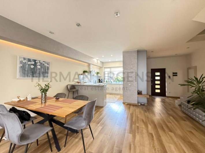 Продаж будинку 125 м.кв / 3 сотки / Ужгород, р-н Компотний - фото 1