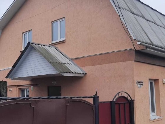 1/2 двохповерхового будинку 63м2 р-н Ст. Подусівка Чернигов