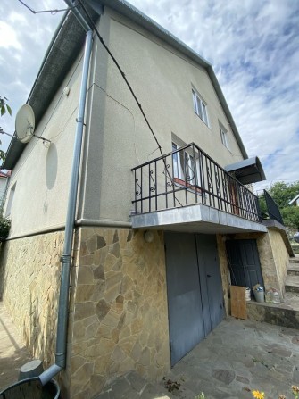 Продаж будинку 5 кімнат Чернівці - фото 1