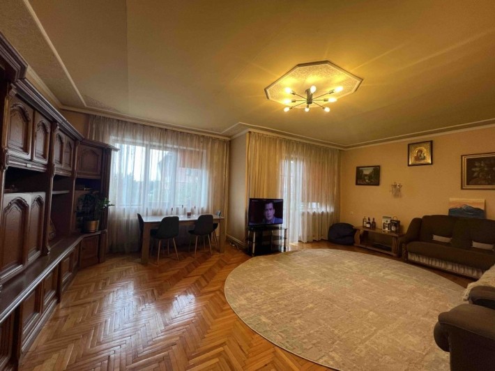 Будинок р-н вул. Кошицької - фото 1