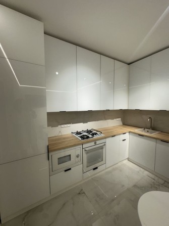 Будинок в центрі після капіталтного ремонту. - фото 1