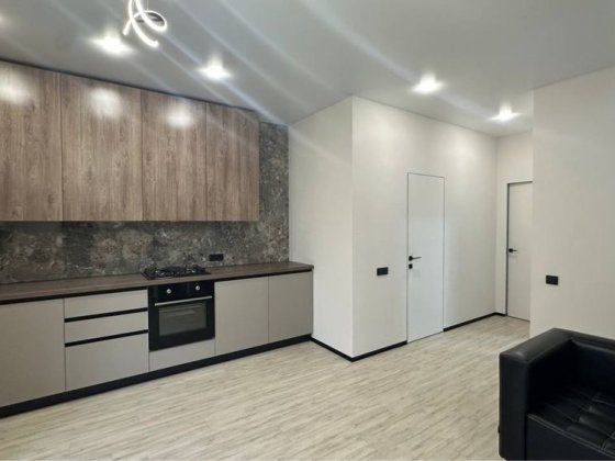 Продам таунхаус з сучасним ремонтом.Всі міські комунікації Винница