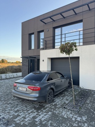 Продаж сучасного таунхауса з новий дизайнерським ремонтом - фото 1