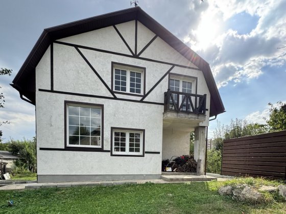 Продаж 3-кімнатного будинку (новобудова) на пров. Буковинський! Черновцы