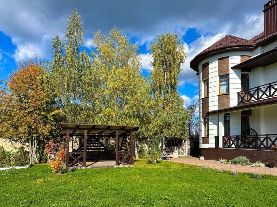 Продаж сучасного будинку 350 м2 ( м.Чернівці) Черновцы