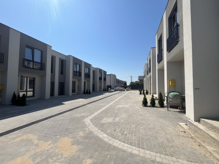 Продається 2 пов.таунхаус 130 м2 у Зарванцях - фото 1