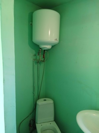 Продам дачу. Санвузол всередині. Є ПІЧ і вїзд для авто.Вода центральна - фото 1