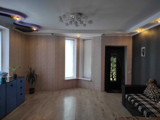 2-поверховий будинок, біля «Гроша» на Немирівському шосе, 10 соток. Вінниця