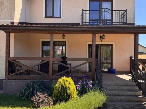 Продаж будинку 12 соток | Басейн з підігрівом | Гараж на 3 авто|Тераса Ужгород